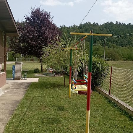 Kuca Za Odmor Zicanka Kraljevo Ngoại thất bức ảnh